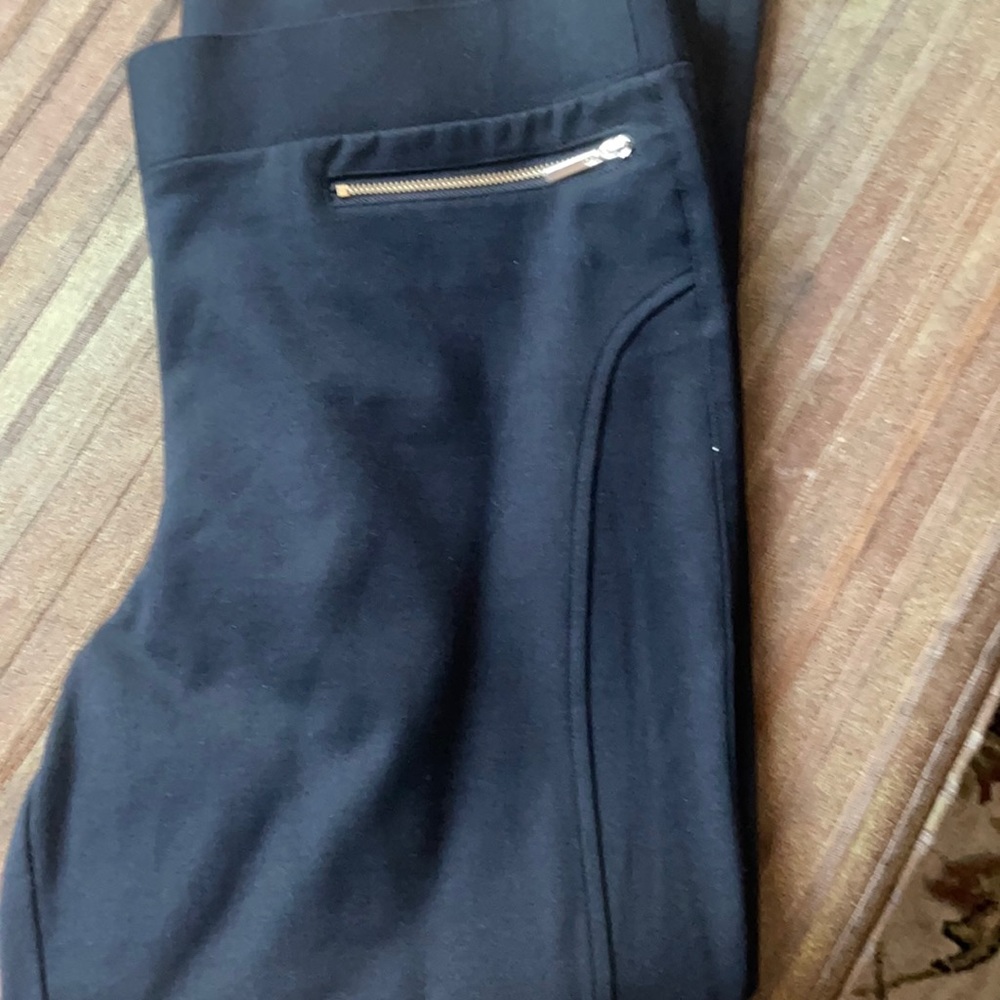 New with tags black leggings